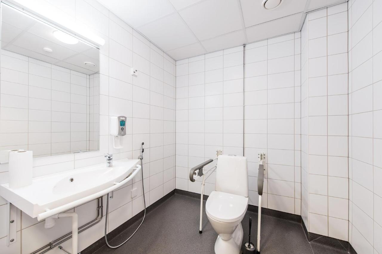 Forenom Aparthotel Espoo Leppaevaara Экстерьер фото